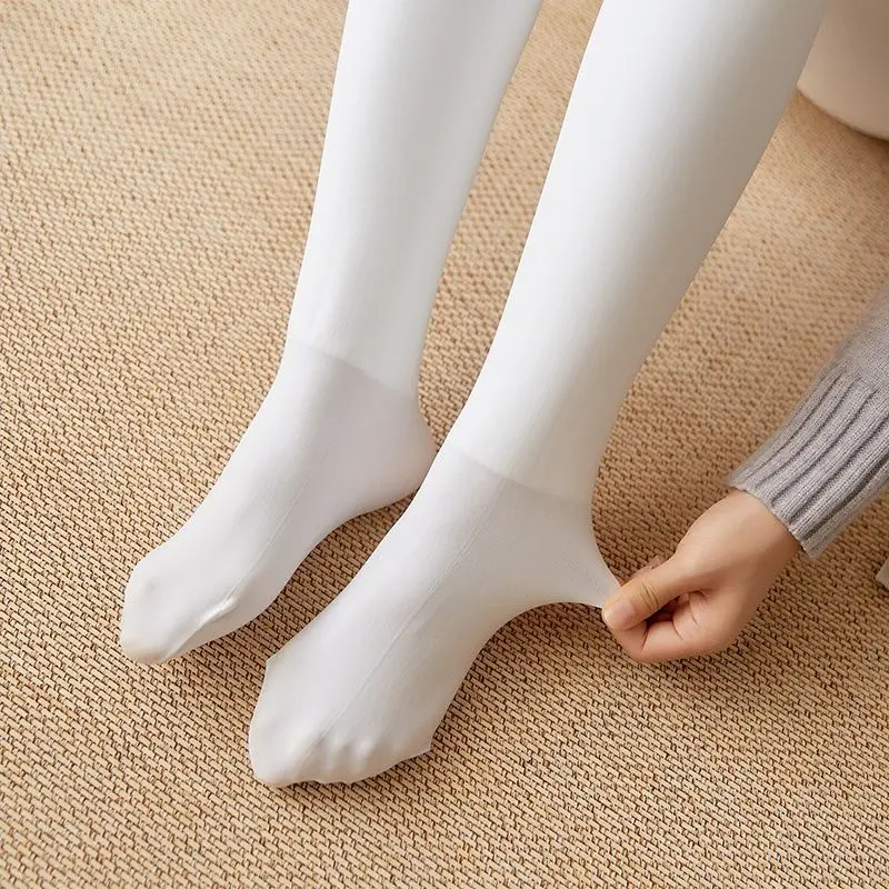 1800D Japanese autumn and winter white velvet leggings - Image 4