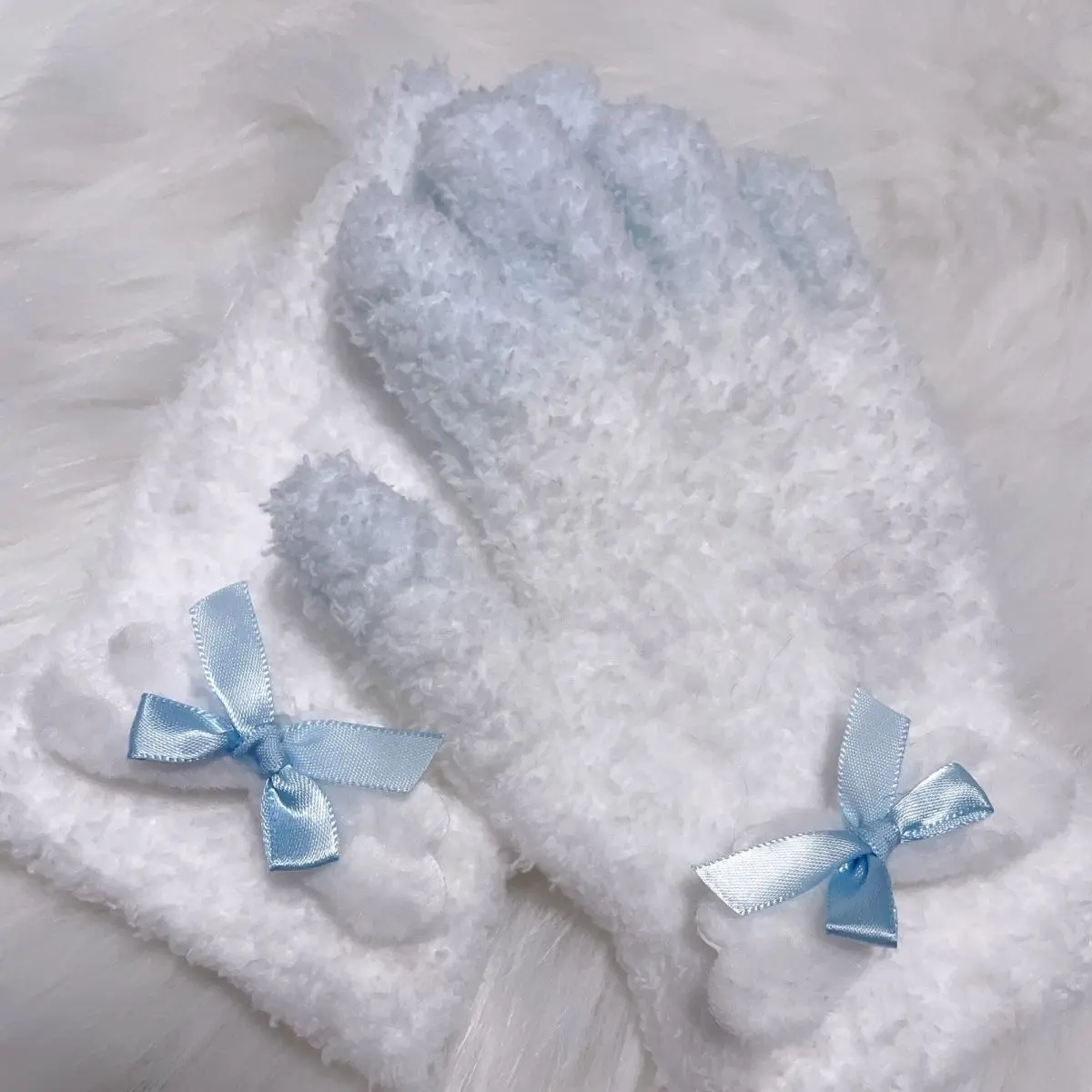 Furry gloves suitable for kig beast white plush - Image 5