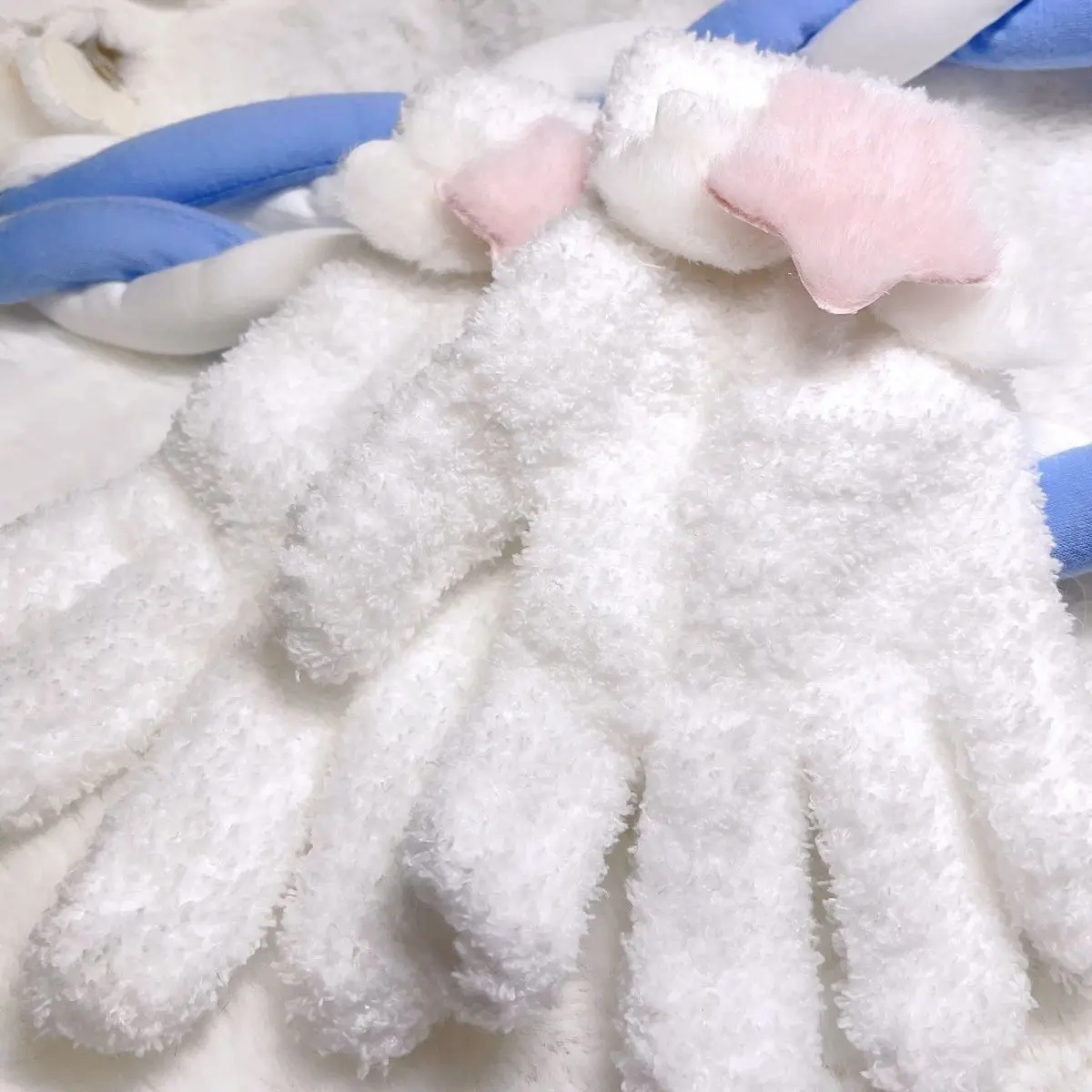 Furry gloves suitable for kig beast white plush - Image 6