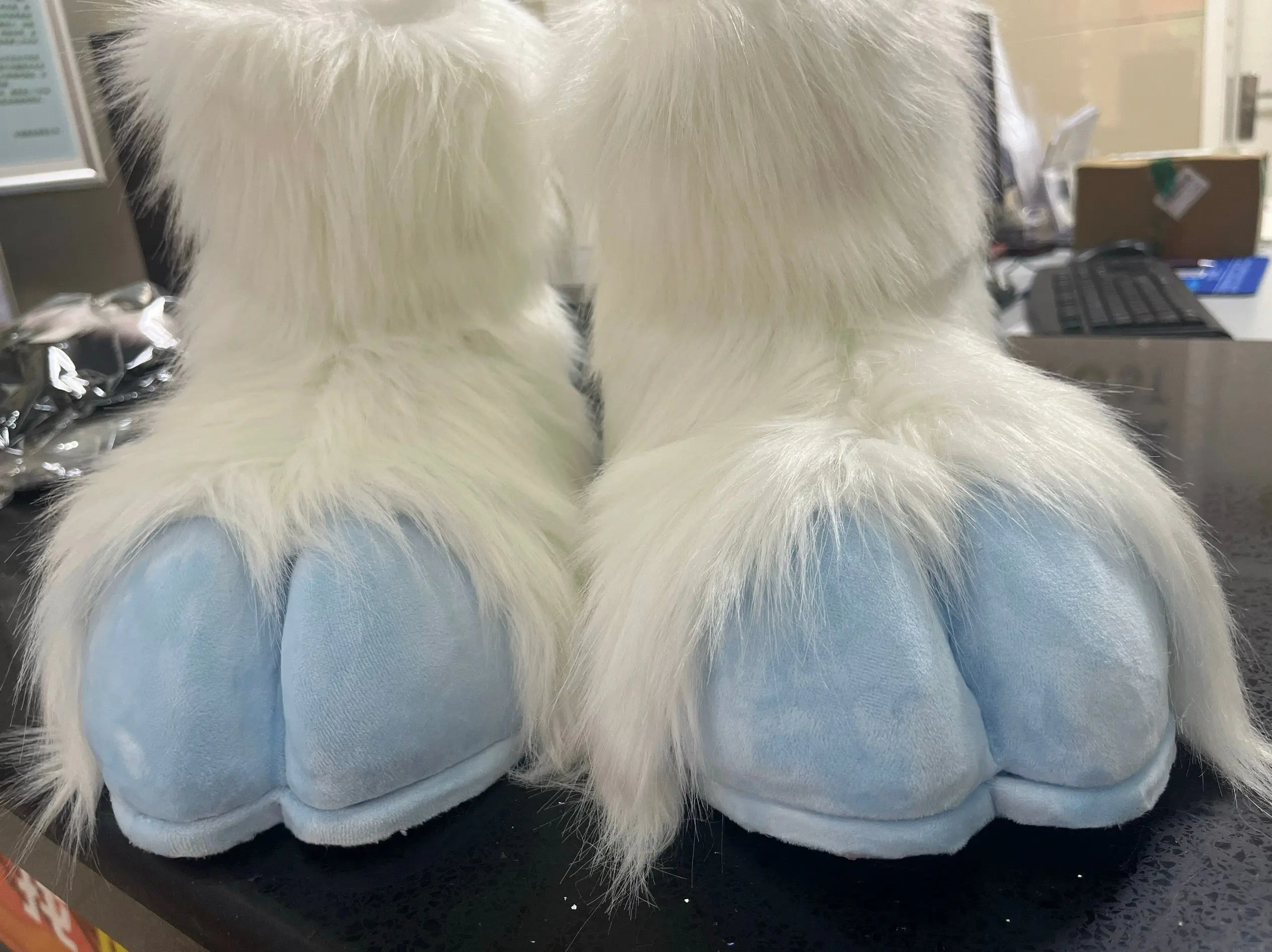 Furry lamb hoof outdoor hoof in stock - Image 7